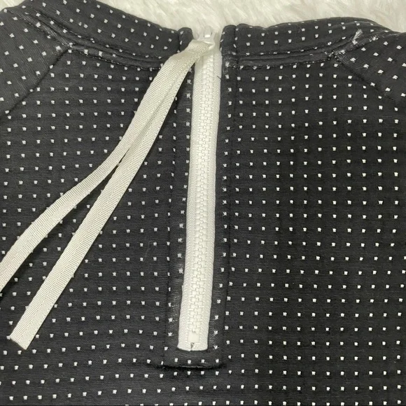 Nike Sportswear Tech Pack Women's Fleece Pullover - Picture 8 of 10